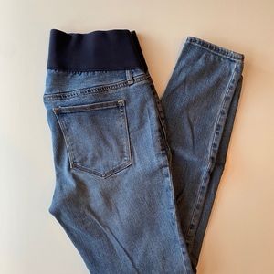Gap True Skinny Maternity Jeans
